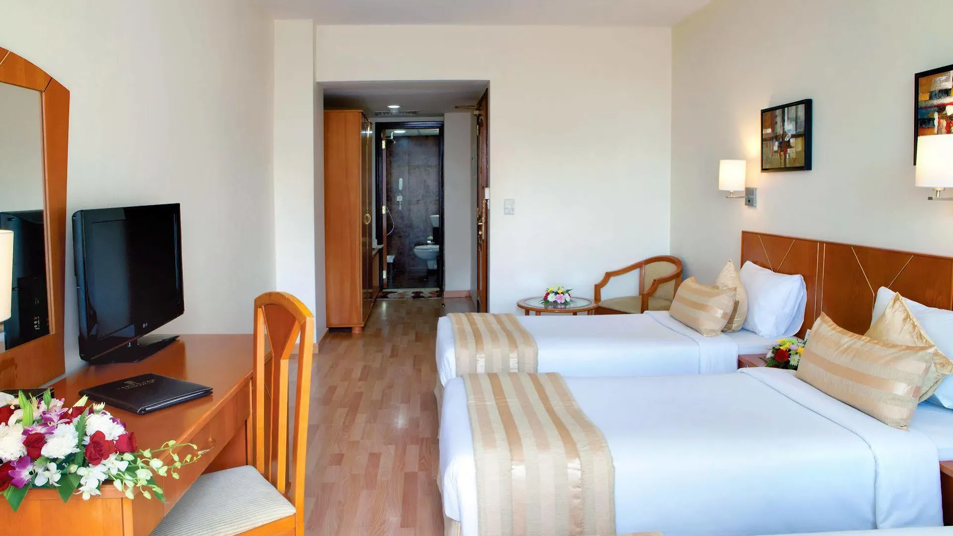 ***  Landmark Plaza Hotel Dubai United Arab Emirates